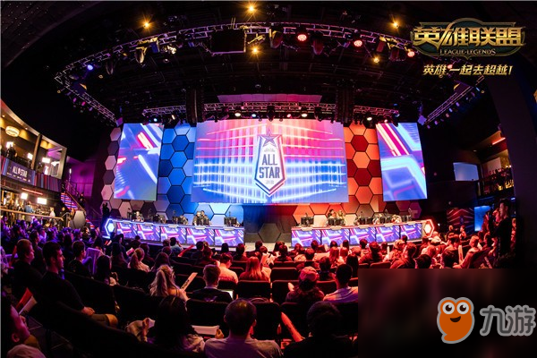 2022LPL夏季总决赛宣传照，369单挑wayward+晴天？